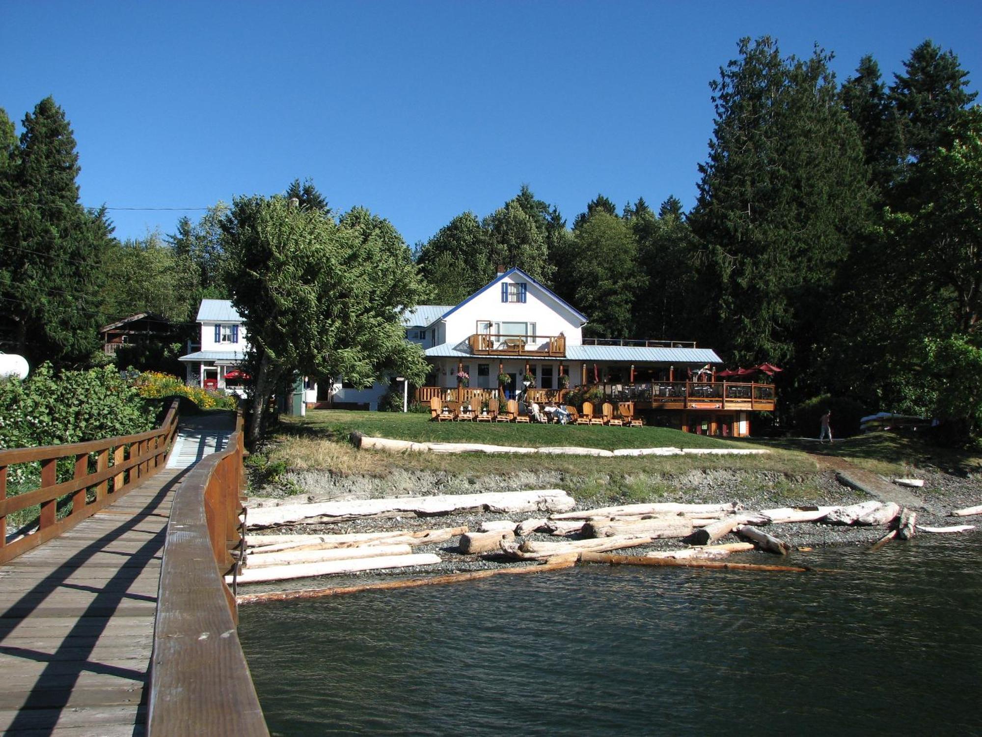 Heriot Bay Inn Kültér fotó