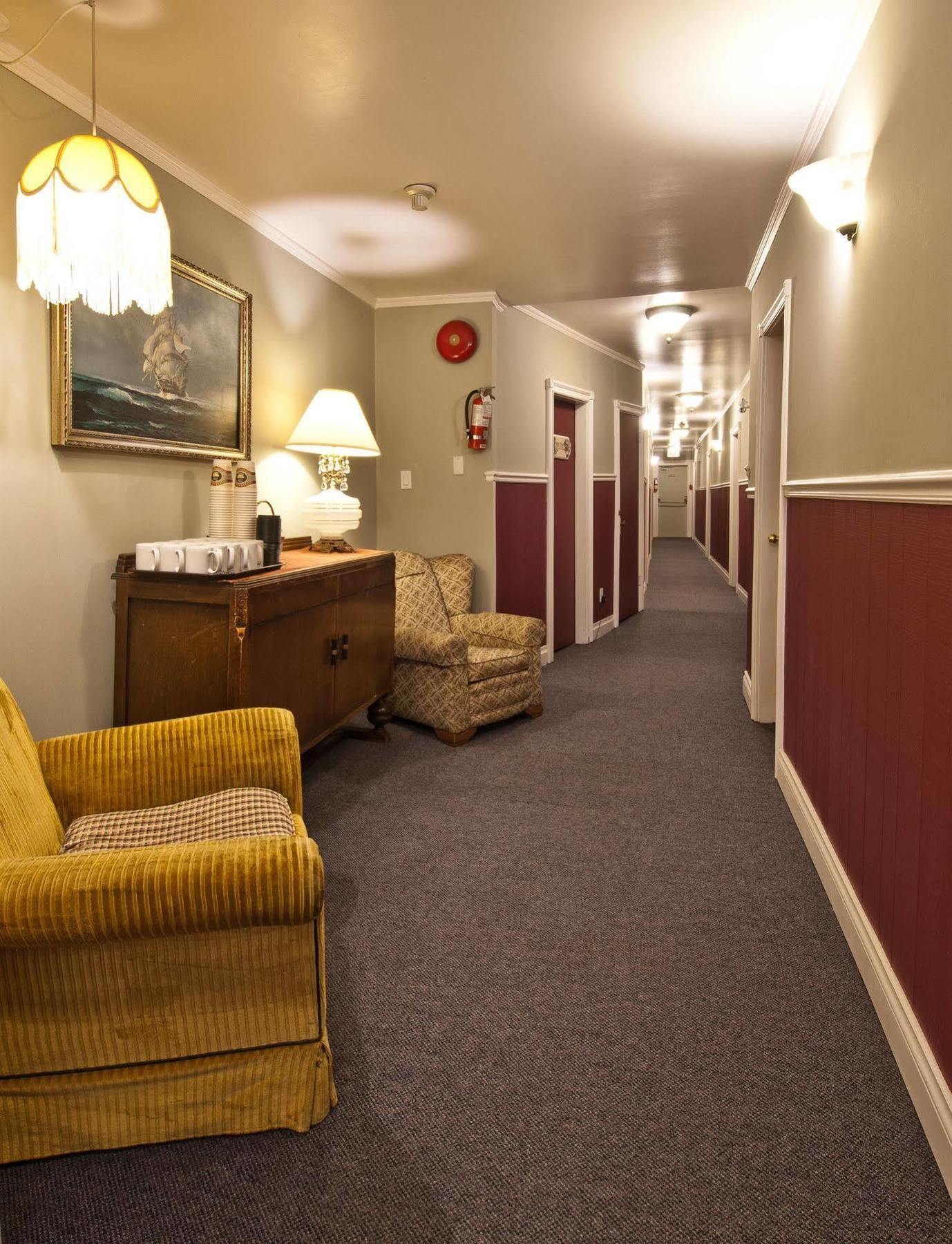 Heriot Bay Inn Kültér fotó